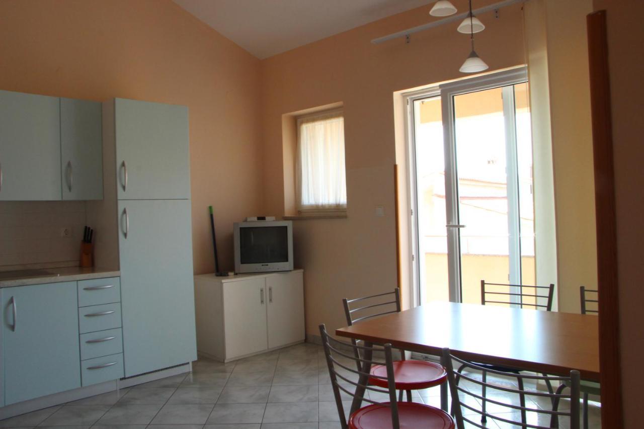 Miriam Apartment *